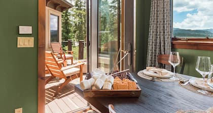 The Country Club🏌🏻♂️Luxury Golf & Ski ⛰ Views ⛳️ Sleeps 19 • $0 Cleaning Fee