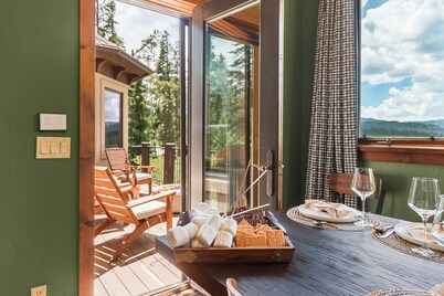 The Country Club🏌🏻♂️Luxury Golf & Ski ⛰ Views ⛳️ Sleeps 19 • $0 Cleaning Fee