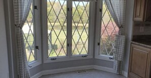 Luokittelematon kuva, 3 kautta 15, painike