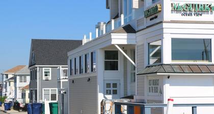 Steps to Hampton Beach and all entertainment! 4 bedrooms, pet friendly!