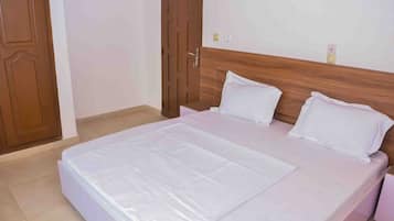 2 chambres, fer et planche Ă  repasser, Wi-Fi gratuit