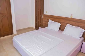 2 Schlafzimmer, Bügeleisen/Bügelbrett, kostenloses WLAN