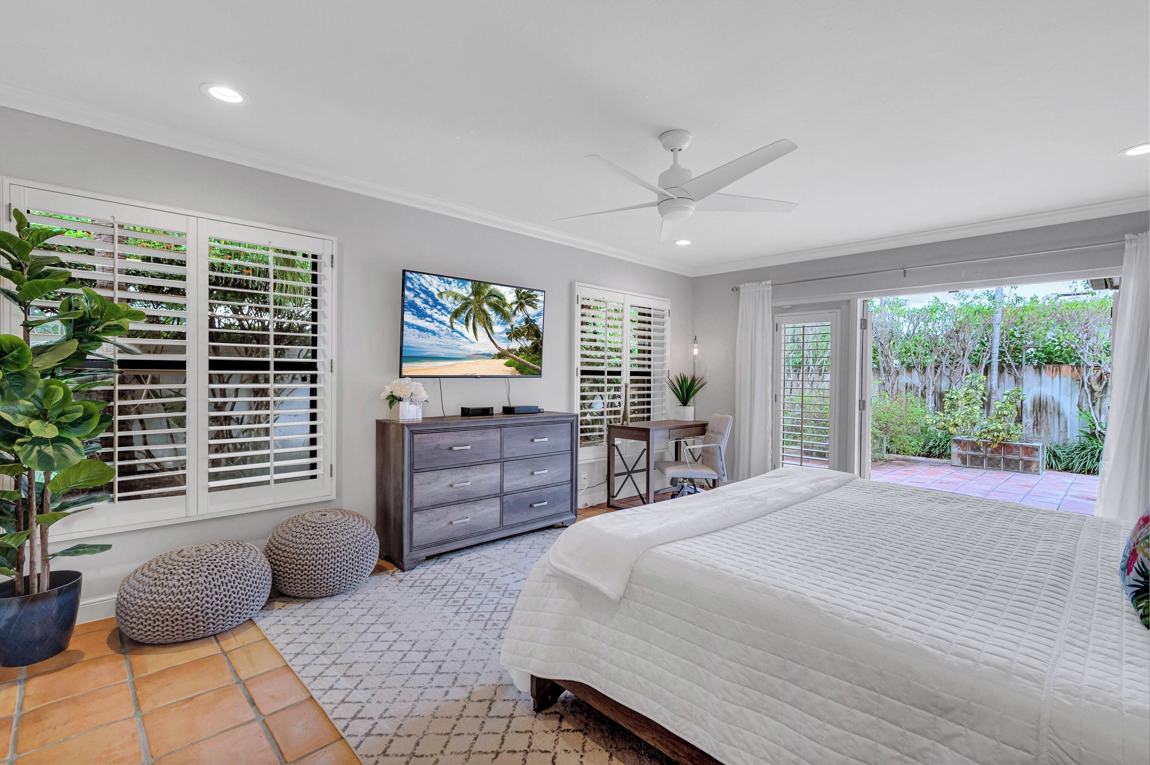 4 bedrooms, iron/ironing board, free WiFi, bed sheets