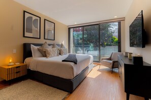 Premium Apartment, 3 Bedrooms, Balcony, City View | City view - Capitalia Galileo Residences (Mexico City)