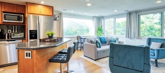 Private Tranquil Retreat with Stunning Views