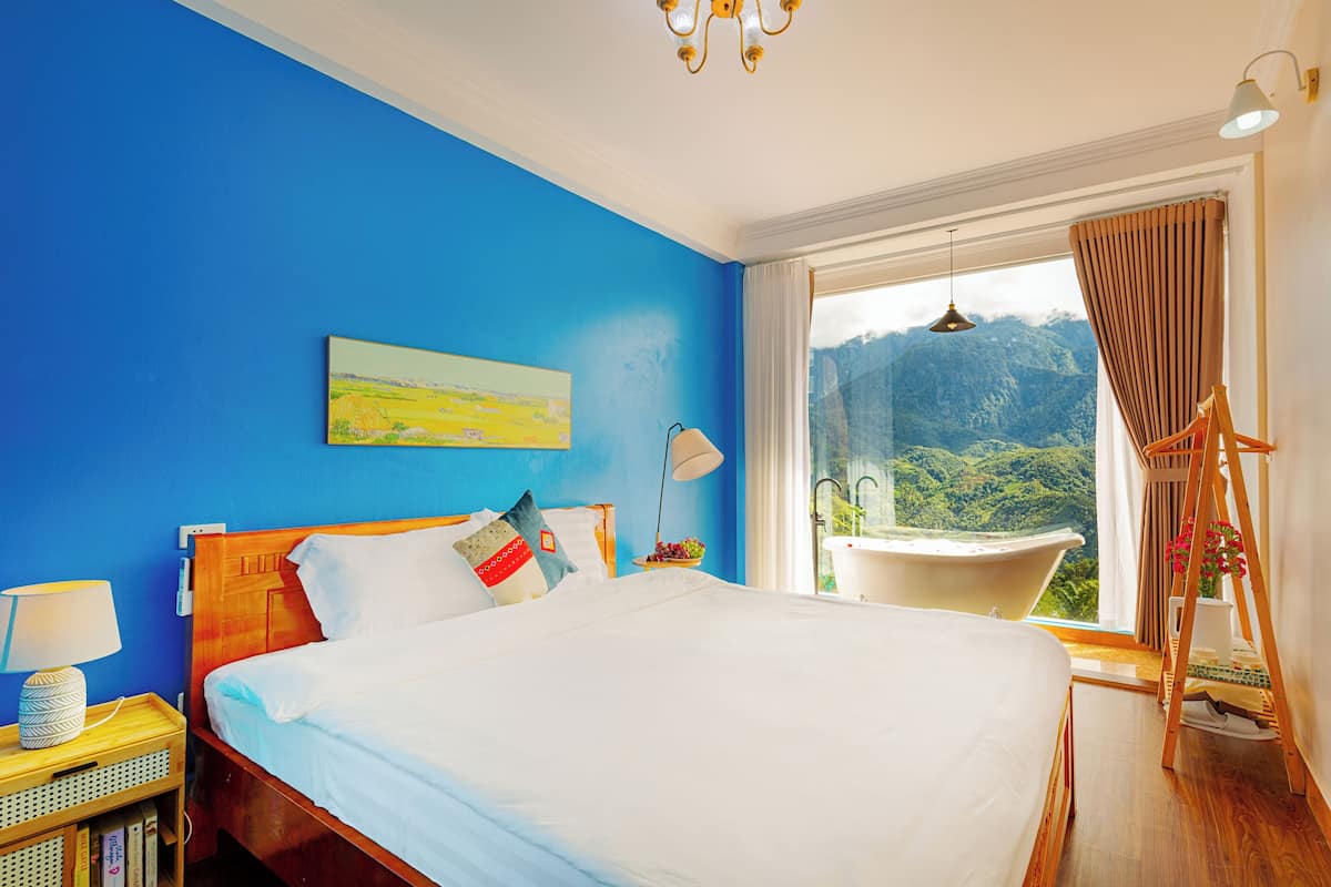 Quarto casal luxo, banheira, vista para a montanha | Vista para a montanha