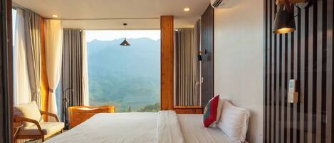 Panoramic-Doppelzimmer, 1 King-Bett, Whirlpool, Bergblick | Ausblick vom Zimmer