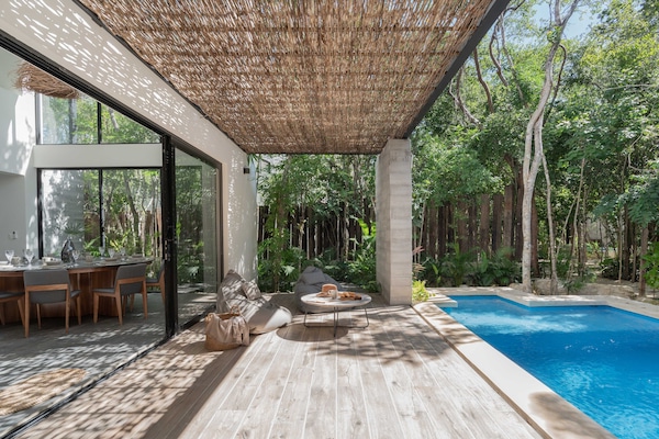 Villa 1 | Private pool