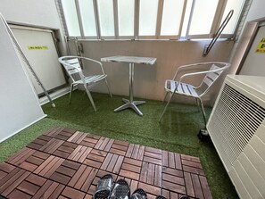 Interior - Private room in the heart of Shinjuku's bustling district (新宿区)