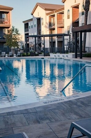 Pool - Pool View King Bed Luxury Stay (Spring)