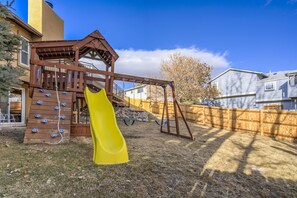Exterior detail - Mid-Farmers Park (Colorado Springs)