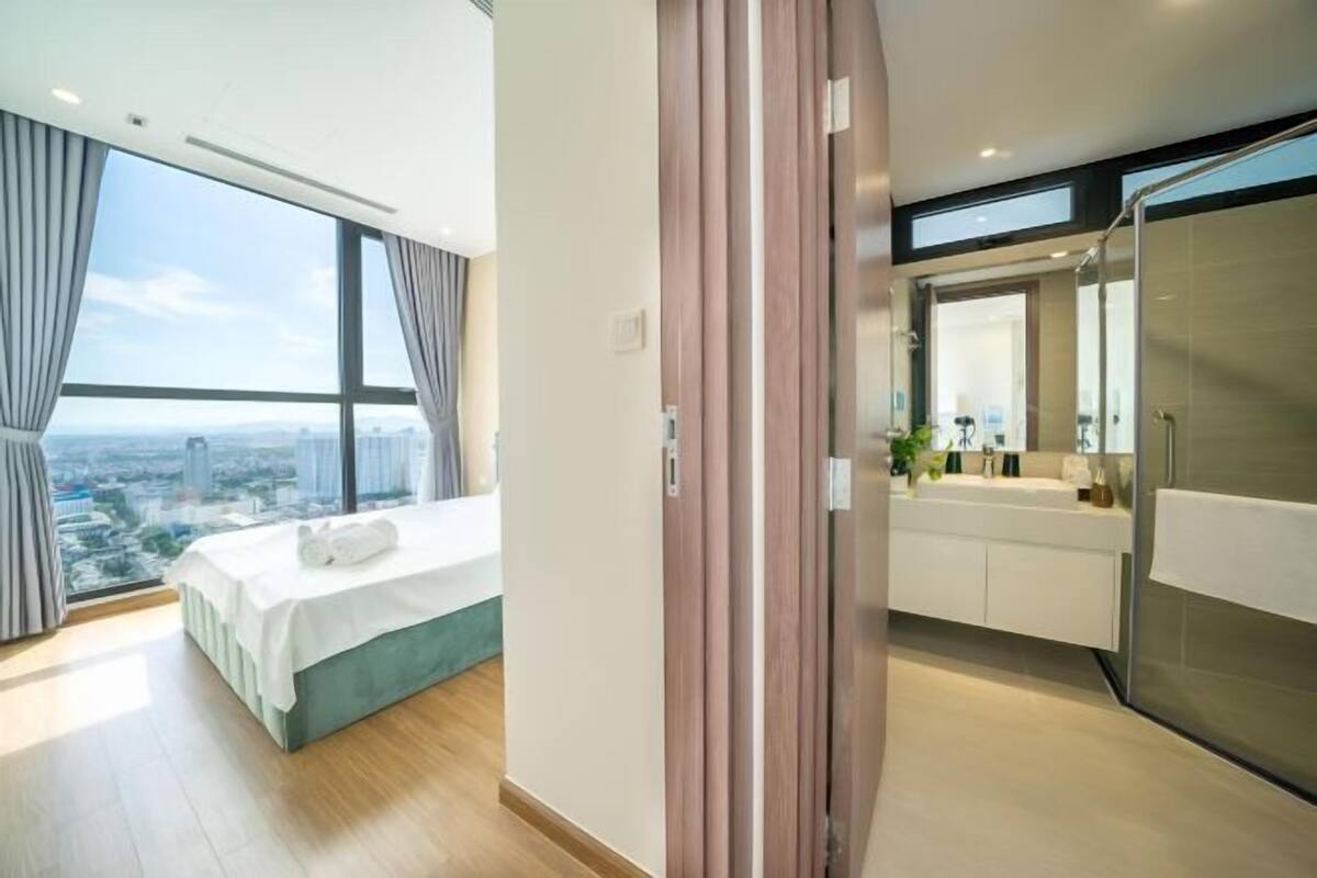 1 bedroom, in-room safe, blackout drapes, soundproofing