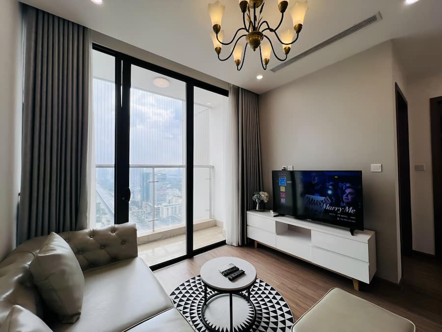 Standard Apartment, 1 Bedroom | Living area | 55-inch Smart TV with cable channels, pay films