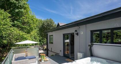 Quaint Cottage in the Heart of Eryri (Snowdonia) | 2-Merddyn-Coch