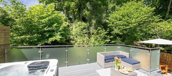 Quaint Cottage in the Heart of Eryri (Snowdonia) | 2-Merddyn-Coch