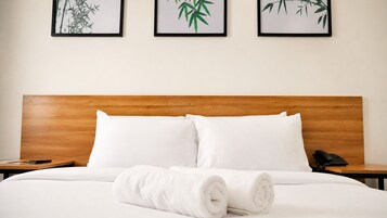 Ropa de cama de alta calidad, cubrecamas, wifi gratis y ropa de cama
