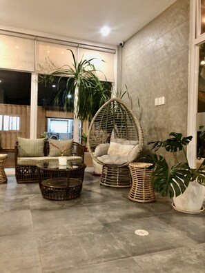 Lobby sitting area - Bambu Suites (Puerto Princesa)