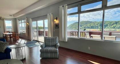 Betsie Harbor Lodging