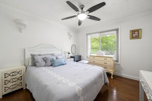 5 bedrooms, iron/ironing board, travel cot, Internet