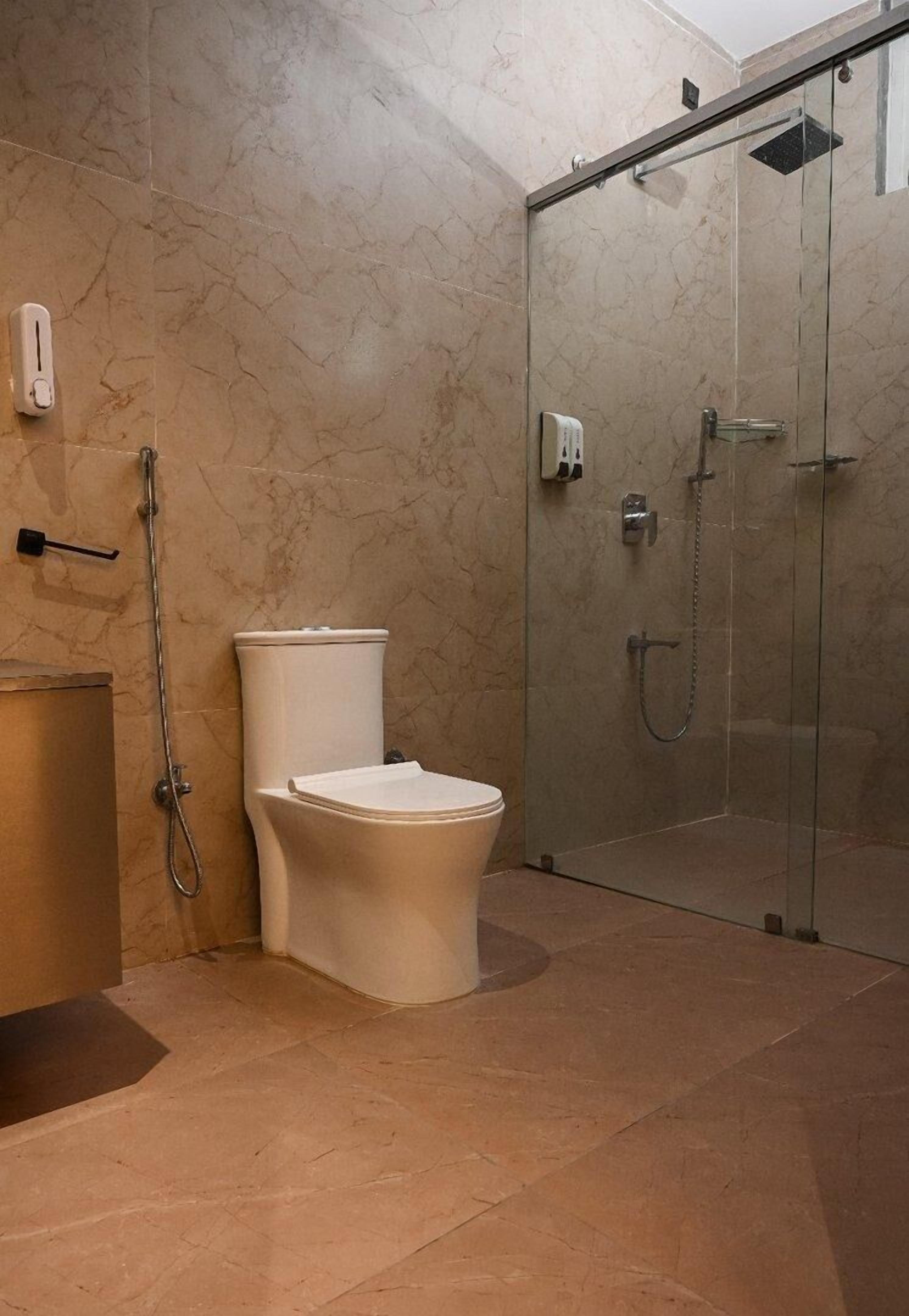 Luxury Room | Bathroom