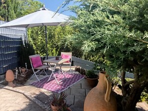 Outdoor dining - Holiday flat B 40 / Wasgaublick (Pirmasens)