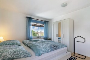 2 bedrooms, iron/ironing board, free WiFi, bed sheets - Apartment 'Devich' with Private Terrace, Private Garden and Wi-Fi (Oersberg)