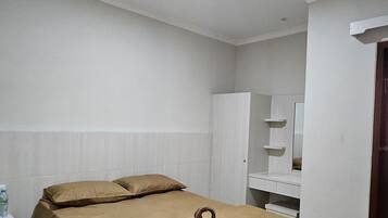Habitación estándar, 1 cama doble | 1 dormitorio y wifi gratis