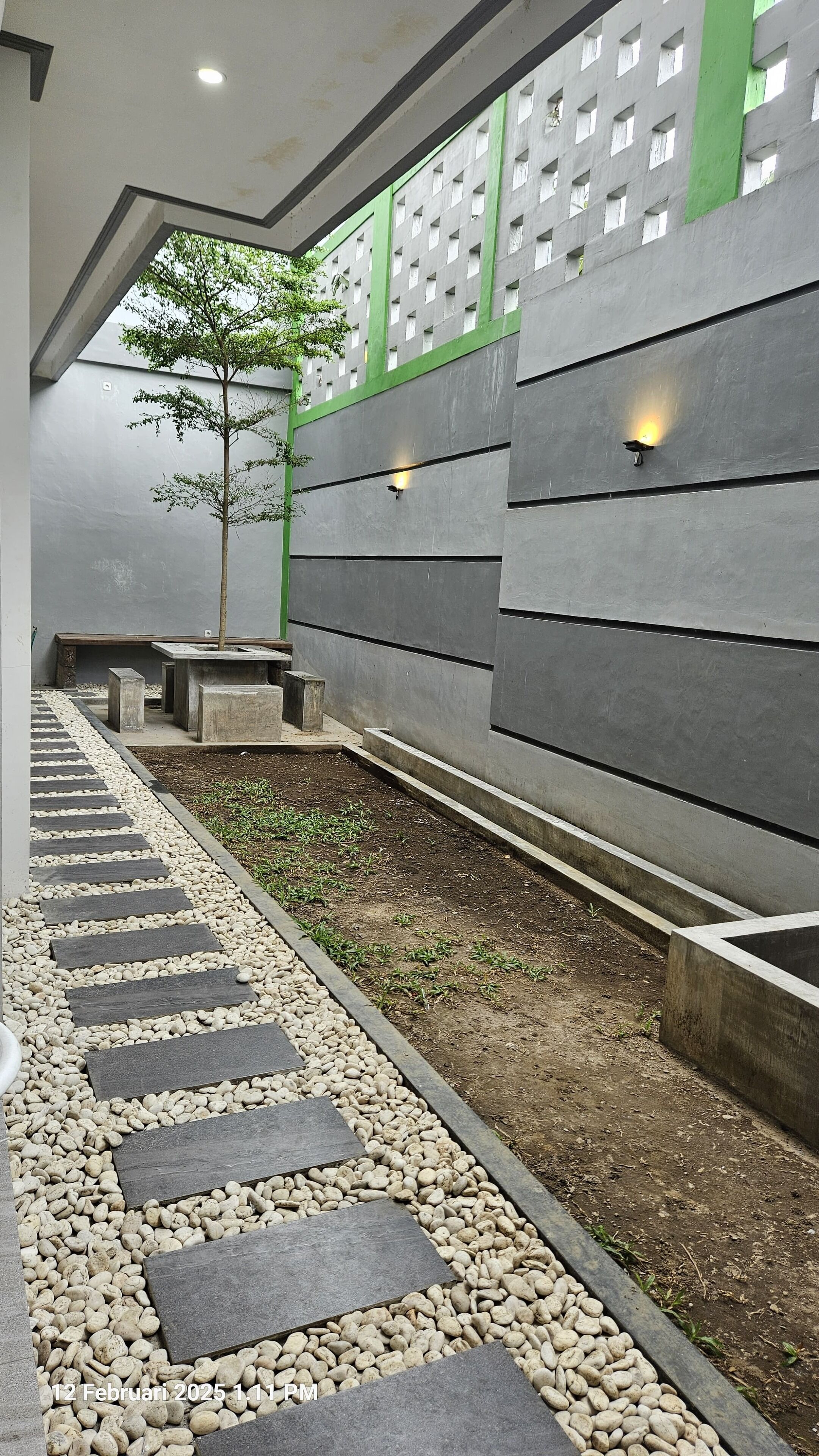 المنشأة من الخارج