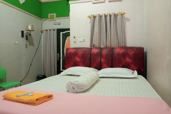 Kamar Standar | 1 kamar tidur dan seprai linen