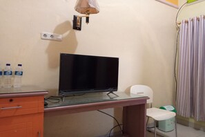 Standard Room | 1 bedroom, bed sheets - Hotel O Kost Nian Syariah Near SPBU Pertamina 74.91657 Mattirotasi Sidrap (Watang Pulu)