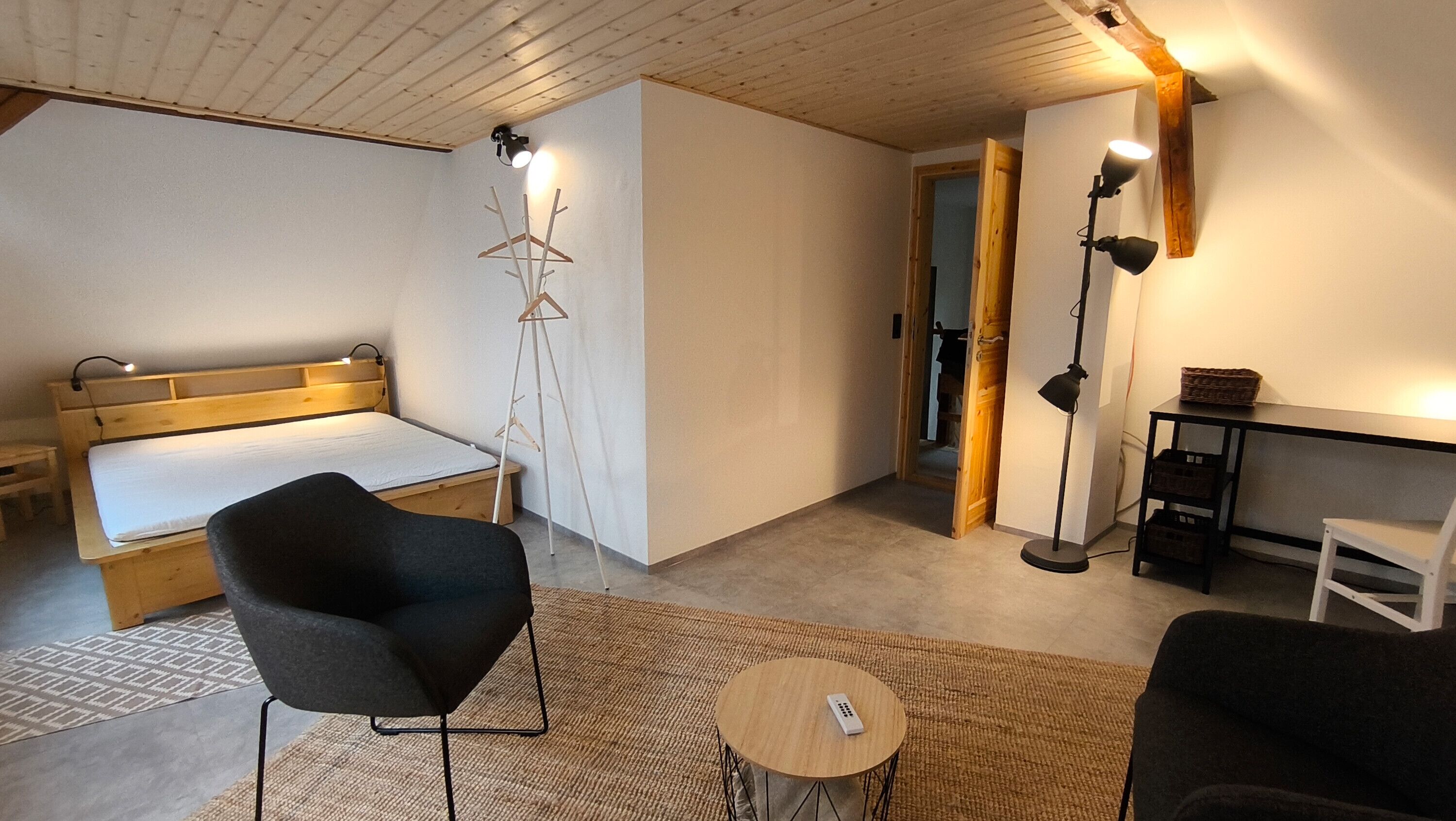 2 chambres, Wi-Fi gratuit, draps fournis