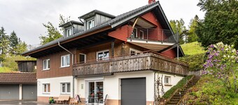 Apartment 'Berghansenhof' with Mountain View, Private Terrace and Wi-Fi