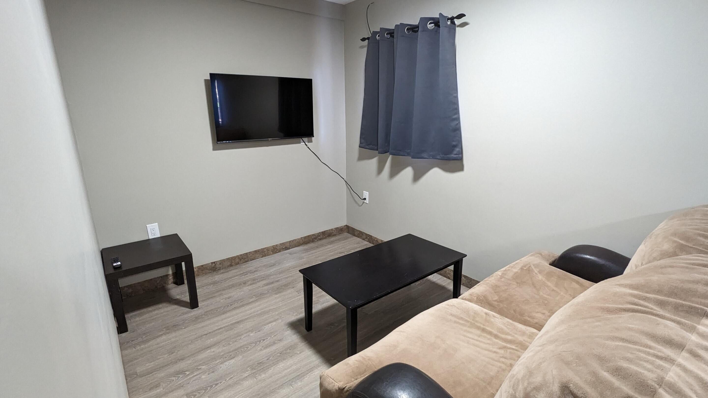 Basic Apartment, Private Bathroom | Lounge