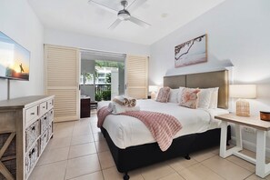 2 bedrooms, iron/ironing board, free WiFi, bed sheets - 2 Bedroom Ground Floor Pool Access Apartment 5113/4 (Palm Cove)