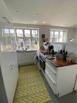 Private kitchen - Cozy flat, 12 min walk from little mermaid (København)