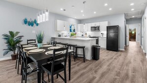 Unclassified image, 2 of 38, button - Inviting 4BR 2 5BA Downtown Home With Ample Space (San Antonio)
