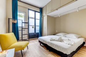 1 soverom, strykejern/-brett, wi-fi og sengetøy