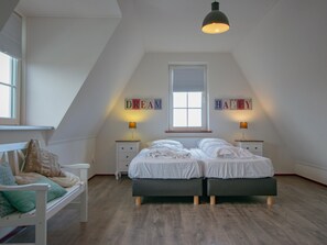 3 makuuhuonetta, internet