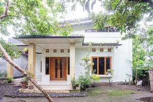 Fachada de la propiedad