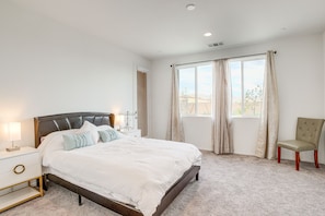 4 chambres, bureau, Wi-Fi, draps fournis