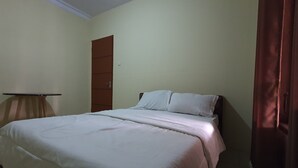 Kamar Double Standar