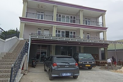 Hotel O Wisma Haji BunbunNearYani Heahlerr