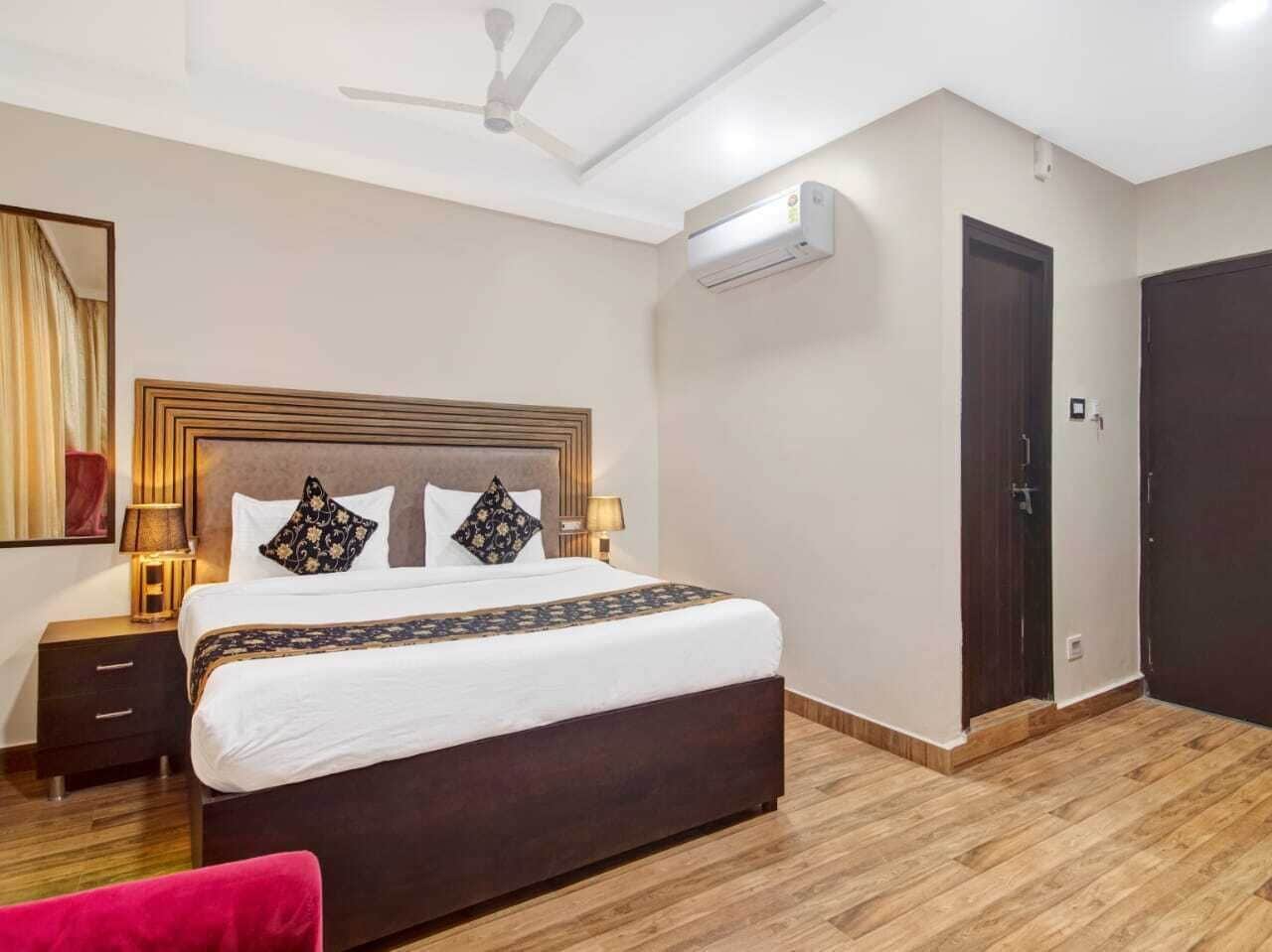 Kamar Superior | Seprai katun Mesir, seprai premium, dan selimut bulu angsa
