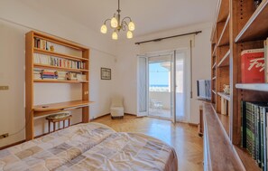 3 chambres, lit parapluie, Wi-Fi gratuit, draps fournis
