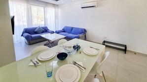 พรีเมียมอพาร์ทเมนท์ | บริการอาหารในห้องพัก