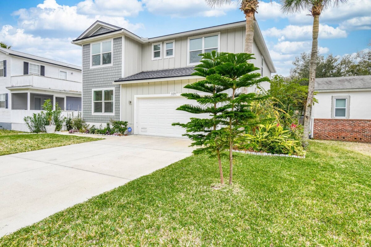 Photo 44 of Brand New Island Life- Garden Hot Tub, Tiki Bar, Gourmet Grill & Kitchen, Walk Downtown, Restaurants