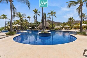 Pool - Alamar 306 - Oceanview Condo w Beach Club Access (La Cruz de Huanacaxtle)