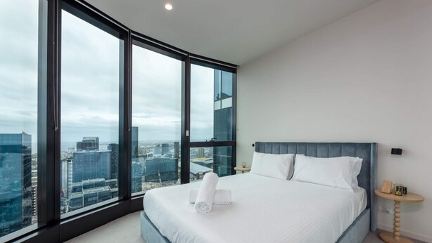 Basic Apartment - Stunning View: 1-bed Apartment in Southbank! (Southbank)