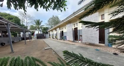 OYO Life 93525 Griya Wafira Trenggalek Syariah