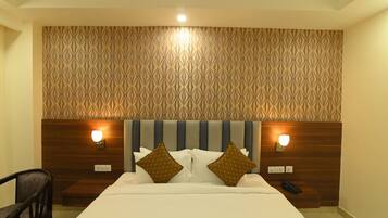 Family Room | 1 bedroom, free WiFi